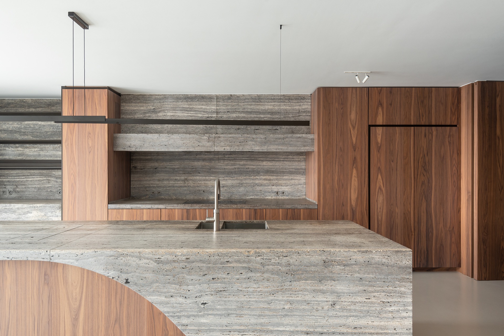 penthouse interior renovation: modern kitchen with a natural stone island and walnut joinery, Luxe, Design, Exclusief, Modern, Maatwerk, Bijzondere, Mooie