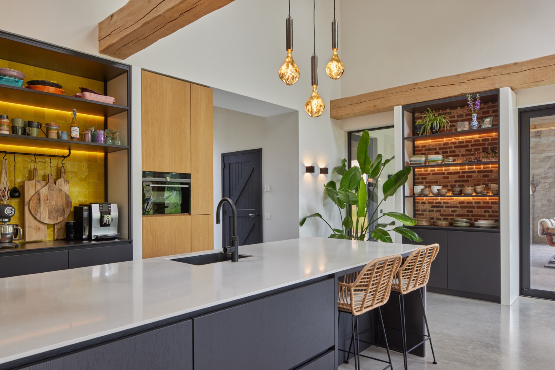 mediterranean-inspired interior with natural light and exposed wooden beams: kitchen with oak cabinets, island, and pendant, Luxe, Design, Exclusief, Modern, Maatwerk, Bijzondere, Mooie