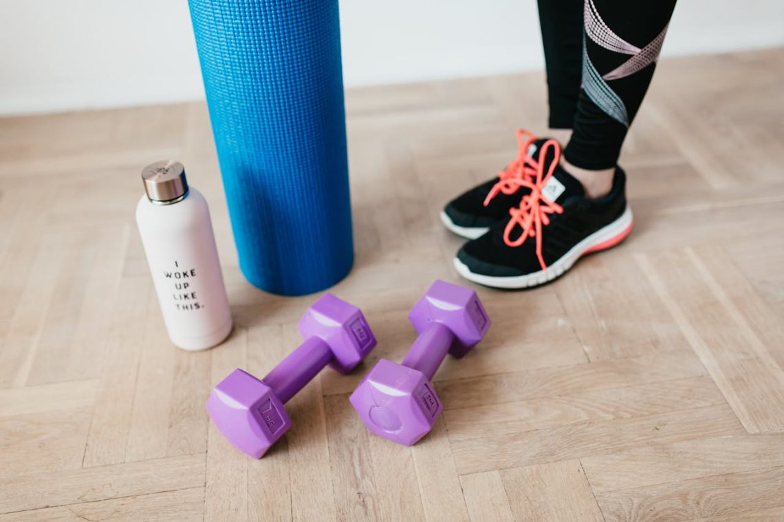 Effectieve workouts op een krachtstation in jouw homegym