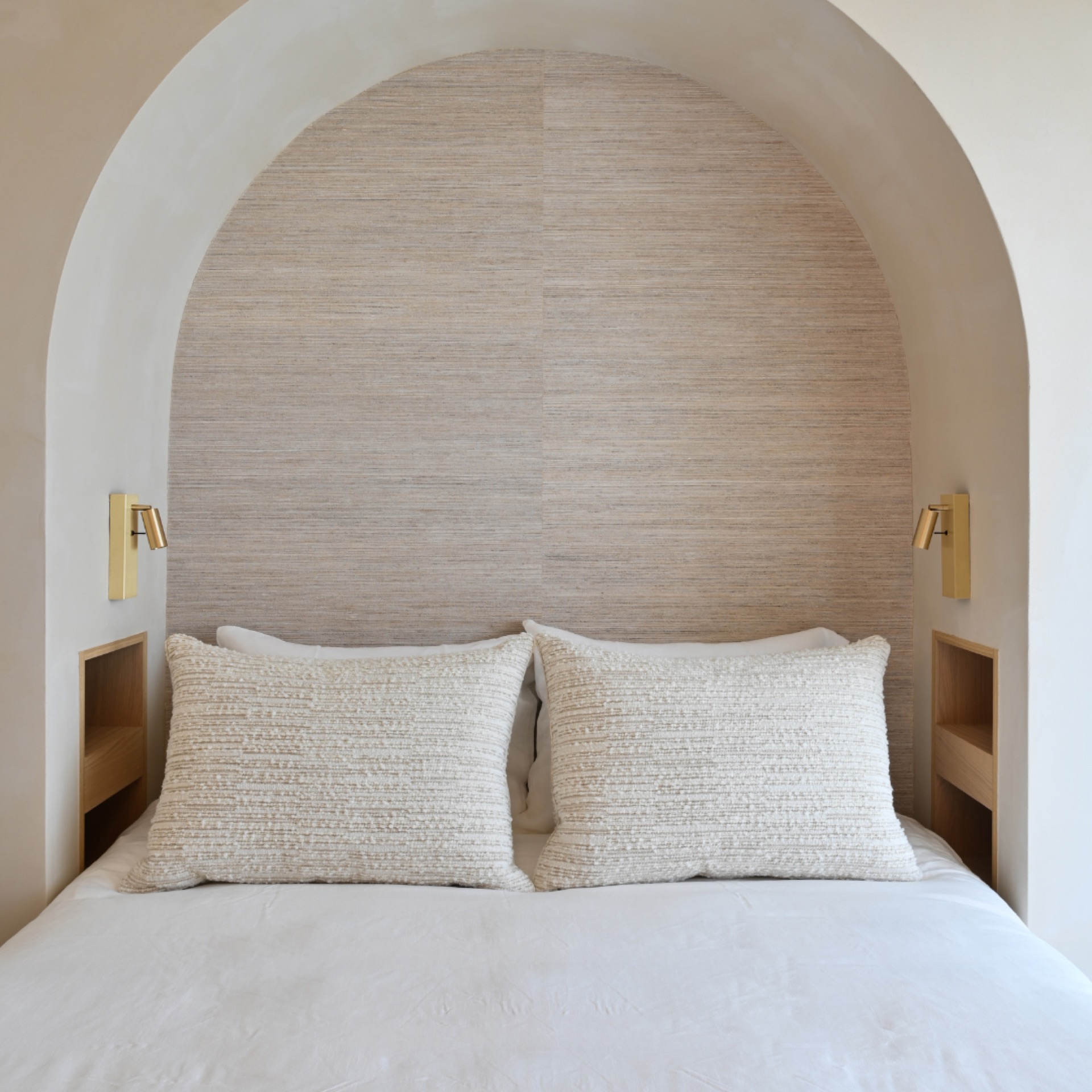 renovated luxury apartment with minimalist interior: detail of a gold faucet on a light countertop in a minimalist bathroom, Luxe, Design, Exclusief, Modern, Maatwerk, Bijzondere, Mooie