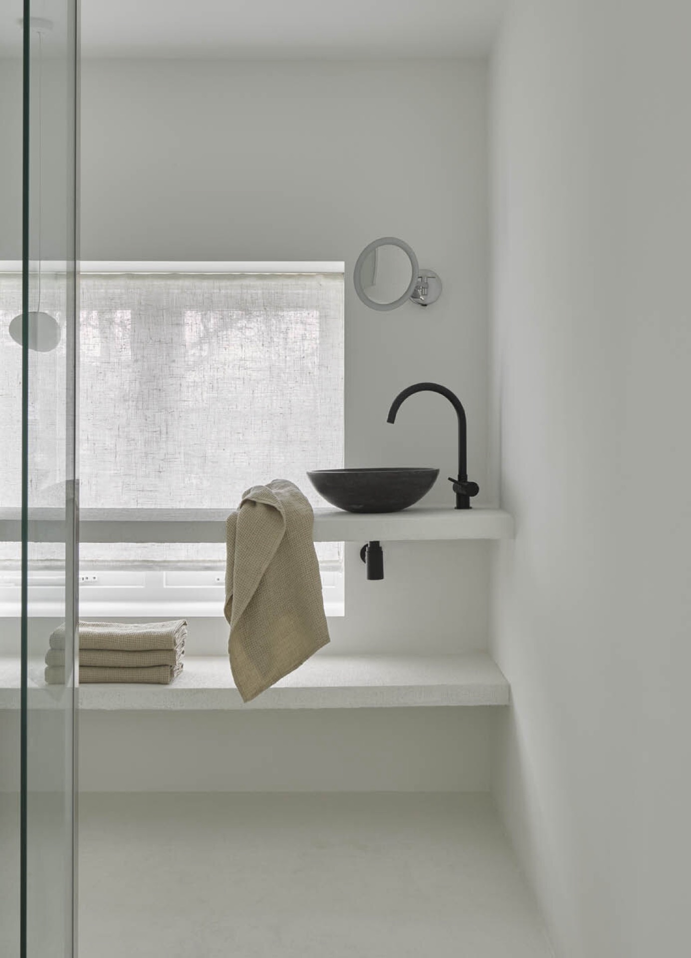 ristrutturare una casa d’angolo in tiny house: hoekwoning renoveren tot tiny house met beton-ciré keukenblok, Luxury, Design, Exclusive, Modern, Custom Made, Special, Beautiful