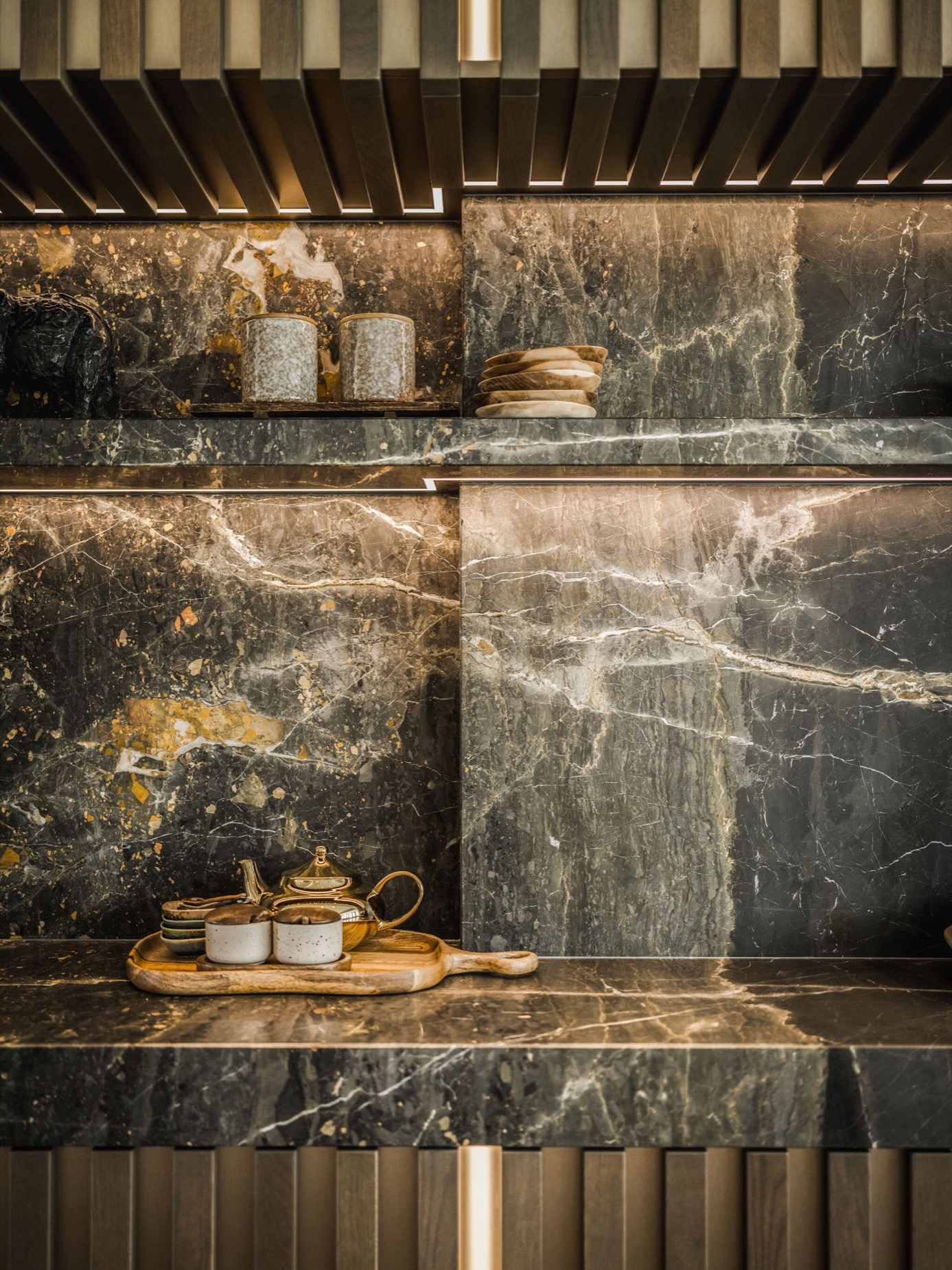 interni casa moderni: top cucina in marmo con decorazioni, Luxury, Design, Exclusive, Modern, Custom Made, Special, Beautiful