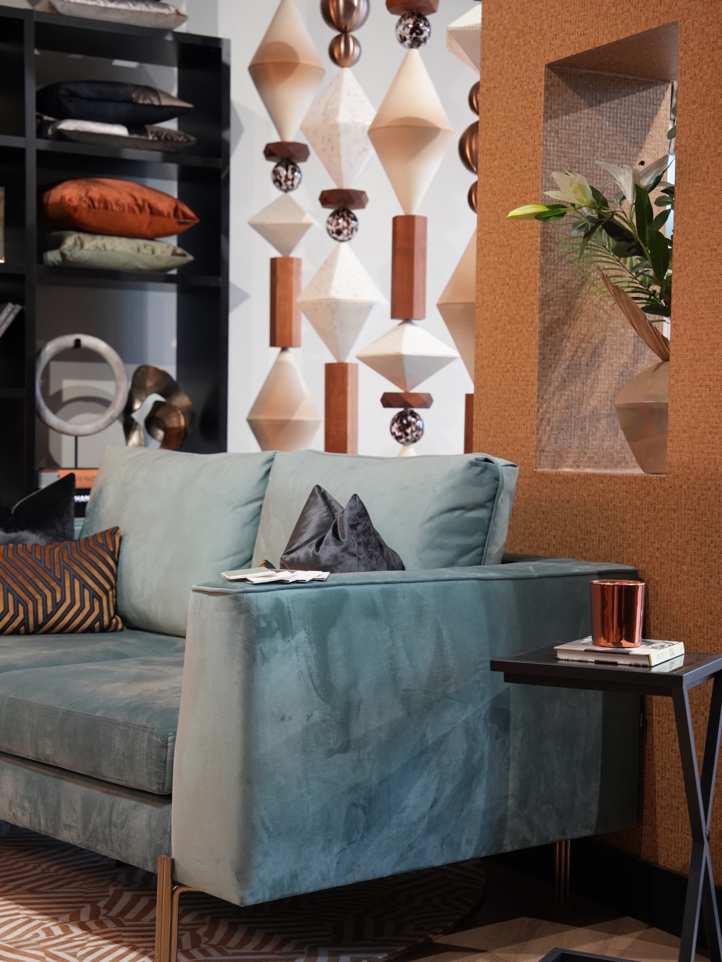 divisori per interni: gruppo di oggetti scultorei con forme geometriche e colori caldi, Luxury, Design, Exclusive, Modern, Custom Made, Special, Beautiful