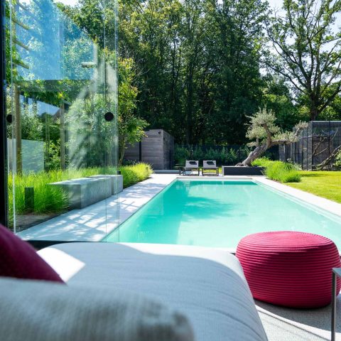 Moderne tuin met mediterrane charme