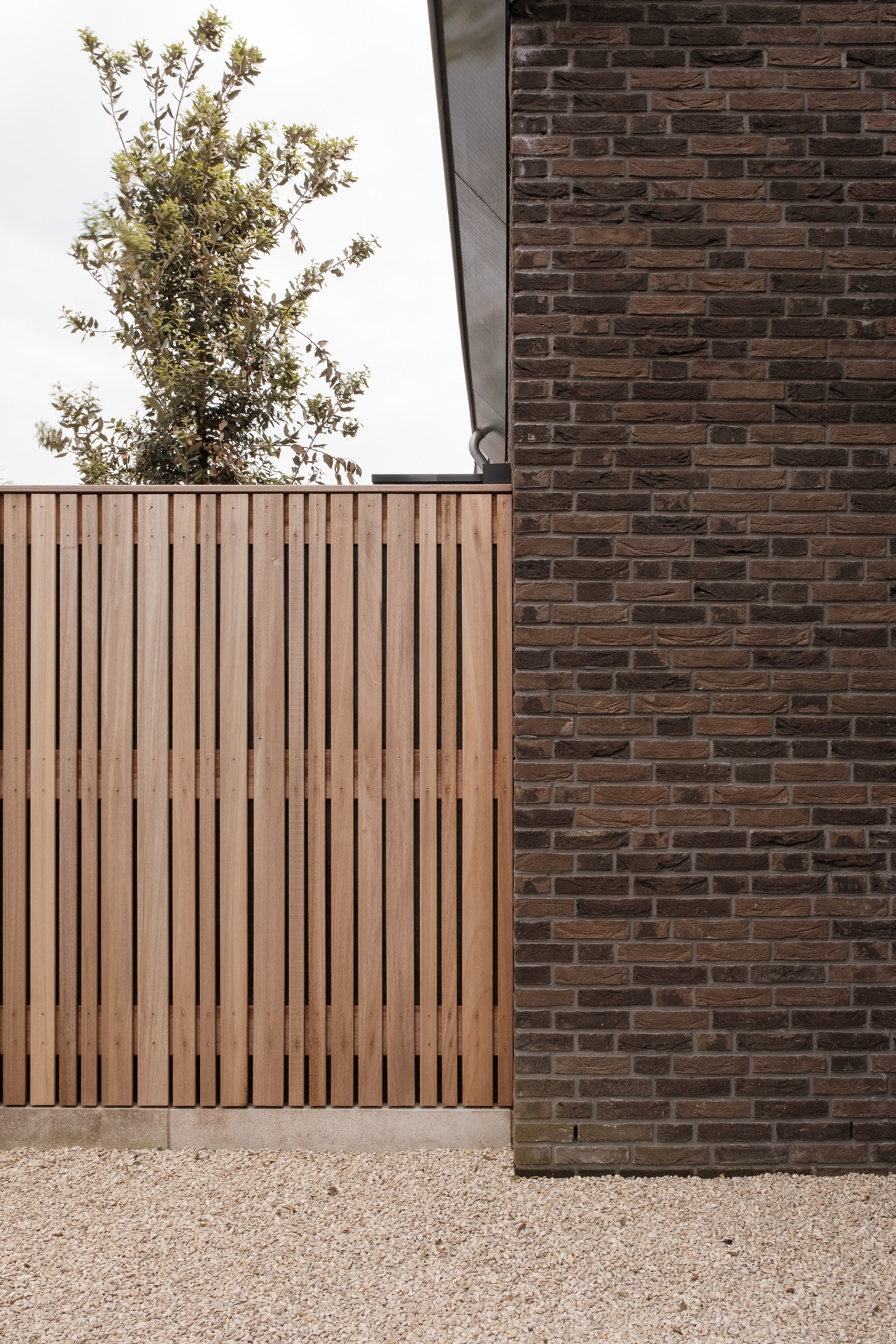 idee di giardini urbani moderni: dettaglio di pannelli in legno verticali con finitura naturale, Luxury, Design, Exclusive, Modern, Custom Made, Special, Beautiful