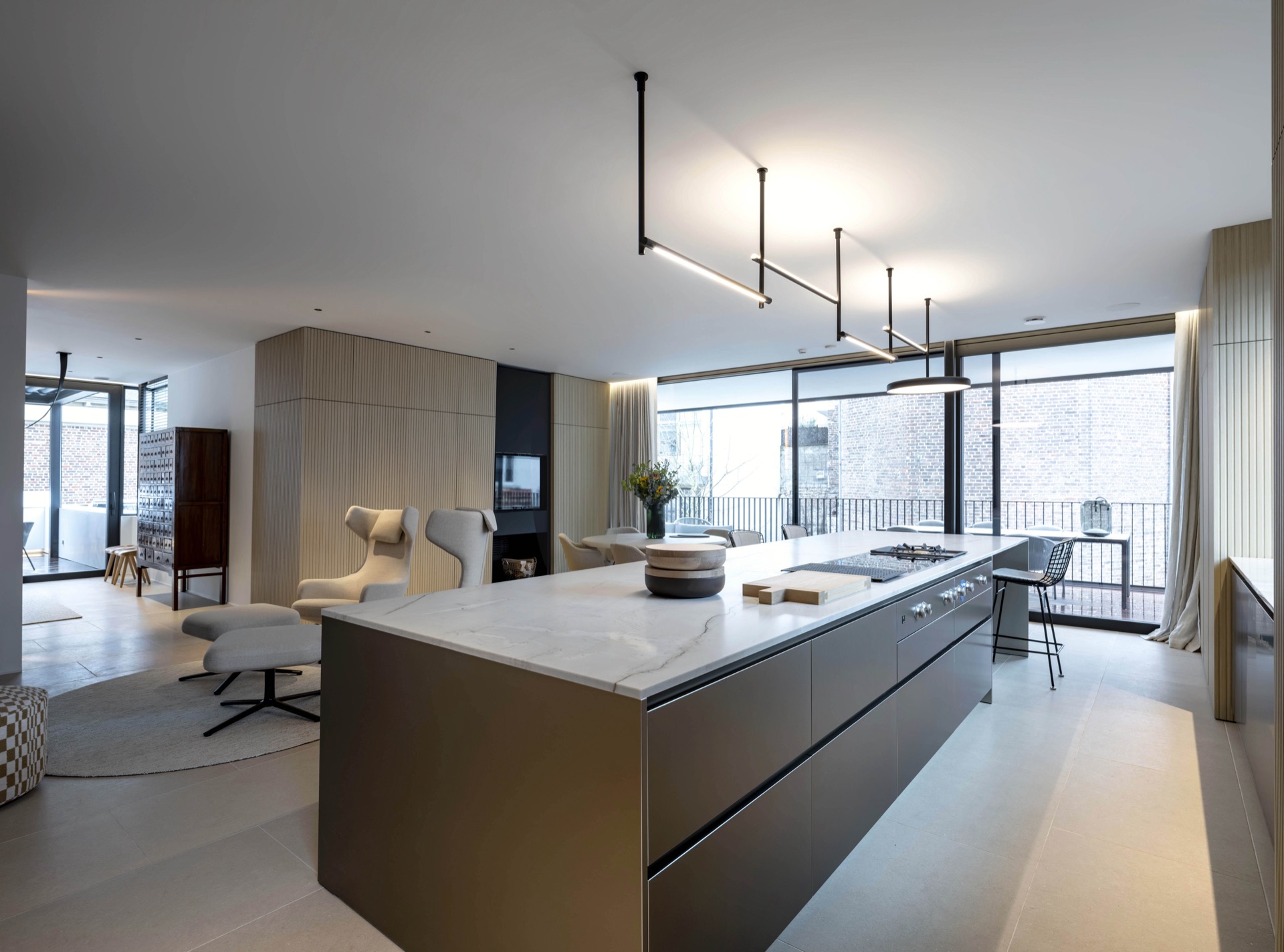 ristrutturazione casa: cucina elegante con isola in marmo e armadi moderni, Luxury, Design, Exclusive, Modern, Custom Made, Special, Beautiful