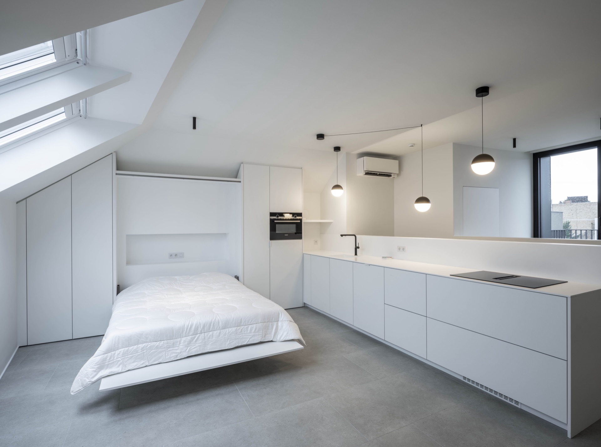 ristrutturazione casa: vista di casa moderna con facciata in mattoni e grandi finestre, Luxury, Design, Exclusive, Modern, Custom Made, Special, Beautiful