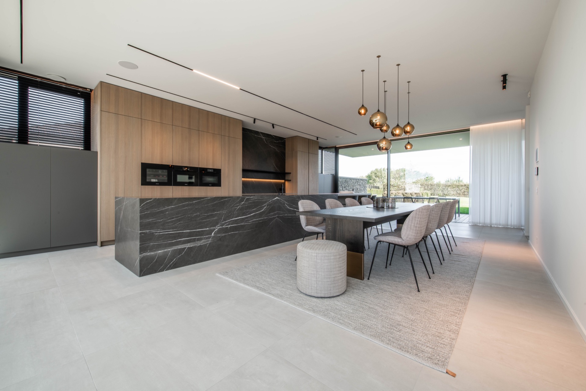 cucina moderna e bagno minimalista: bagno rilassante con colori neutri e dettagli in Corian, Luxury, Design, Exclusive, Modern, Custom Made, Special, Beautiful