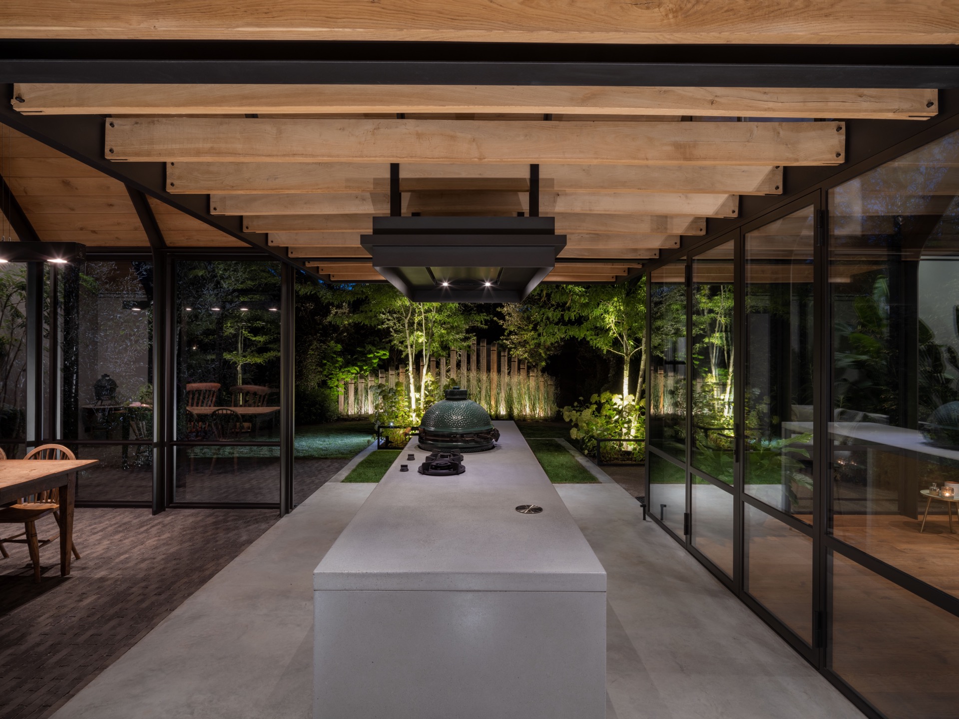 interno-esterno casa: interno con parete in vetro e vista sul giardino e dentro, Luxury, Design, Exclusive, Modern, Custom Made, Special, Beautiful