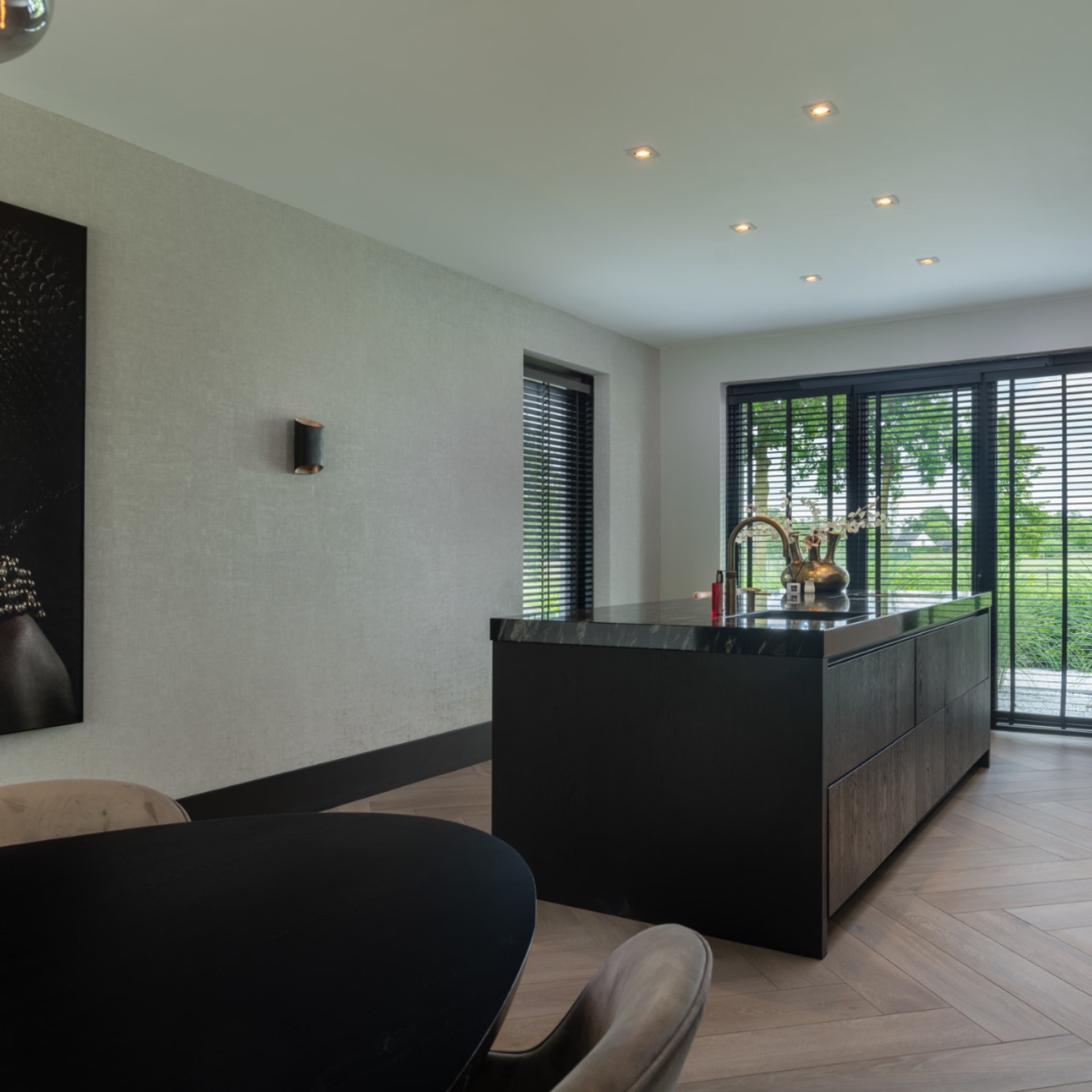 pavimento in parquet ceramico: soggiorno moderno con parquet ceramico e grandi finestre, Luxury, Design, Exclusive, Modern, Custom Made, Special, Beautiful