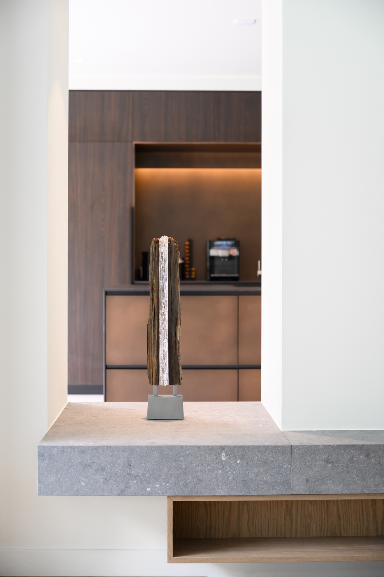 design interno moderno: camera da letto moderna con grandi finestre e decorazioni, Luxury, Design, Exclusive, Modern, Custom Made, Special, Beautiful