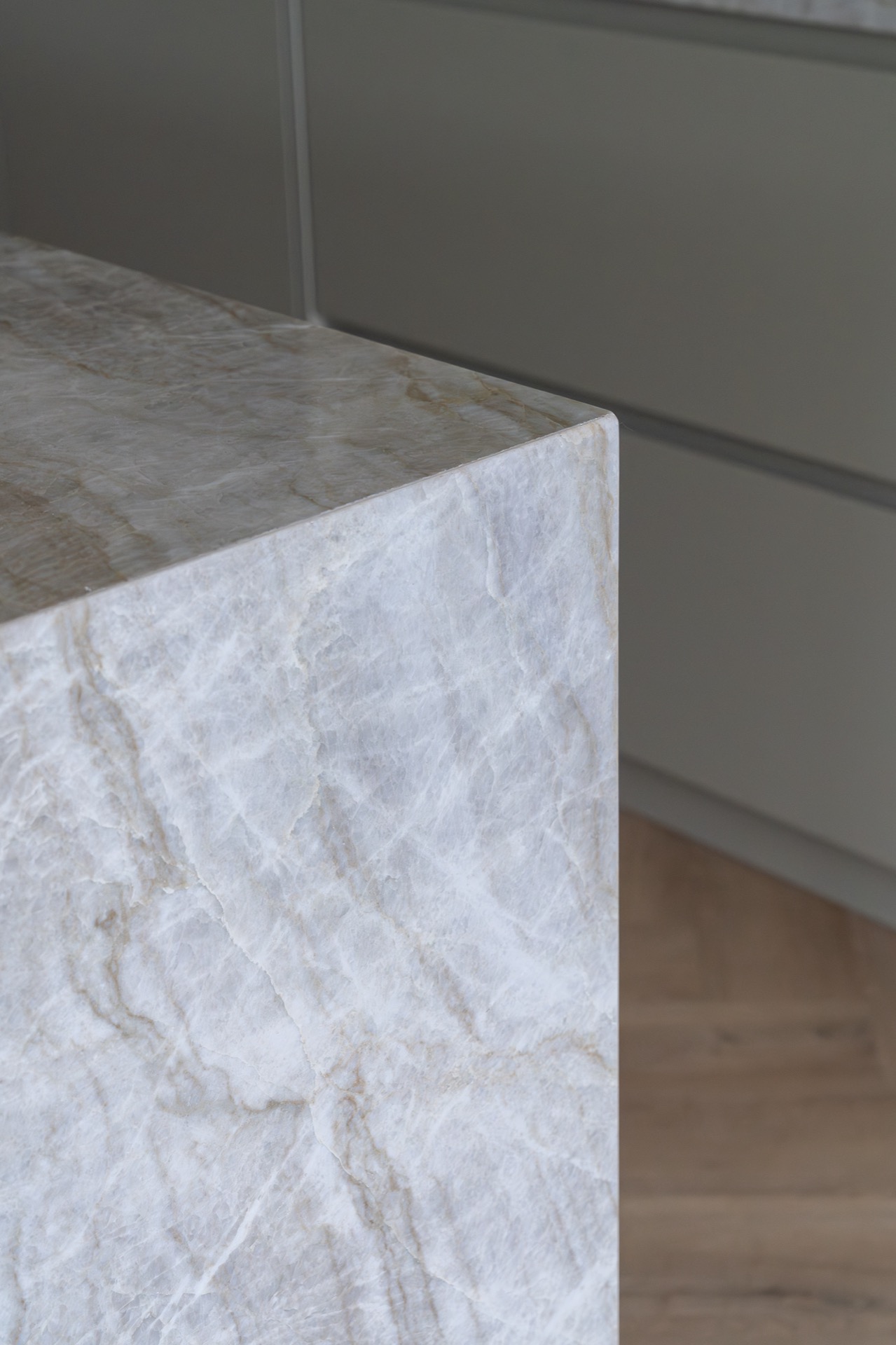 cucina luminosa: piano in pietra naturale in cucina moderna, colore chiaro., Luxury, Design, Exclusive, Modern, Custom Made, Special, Beautiful
