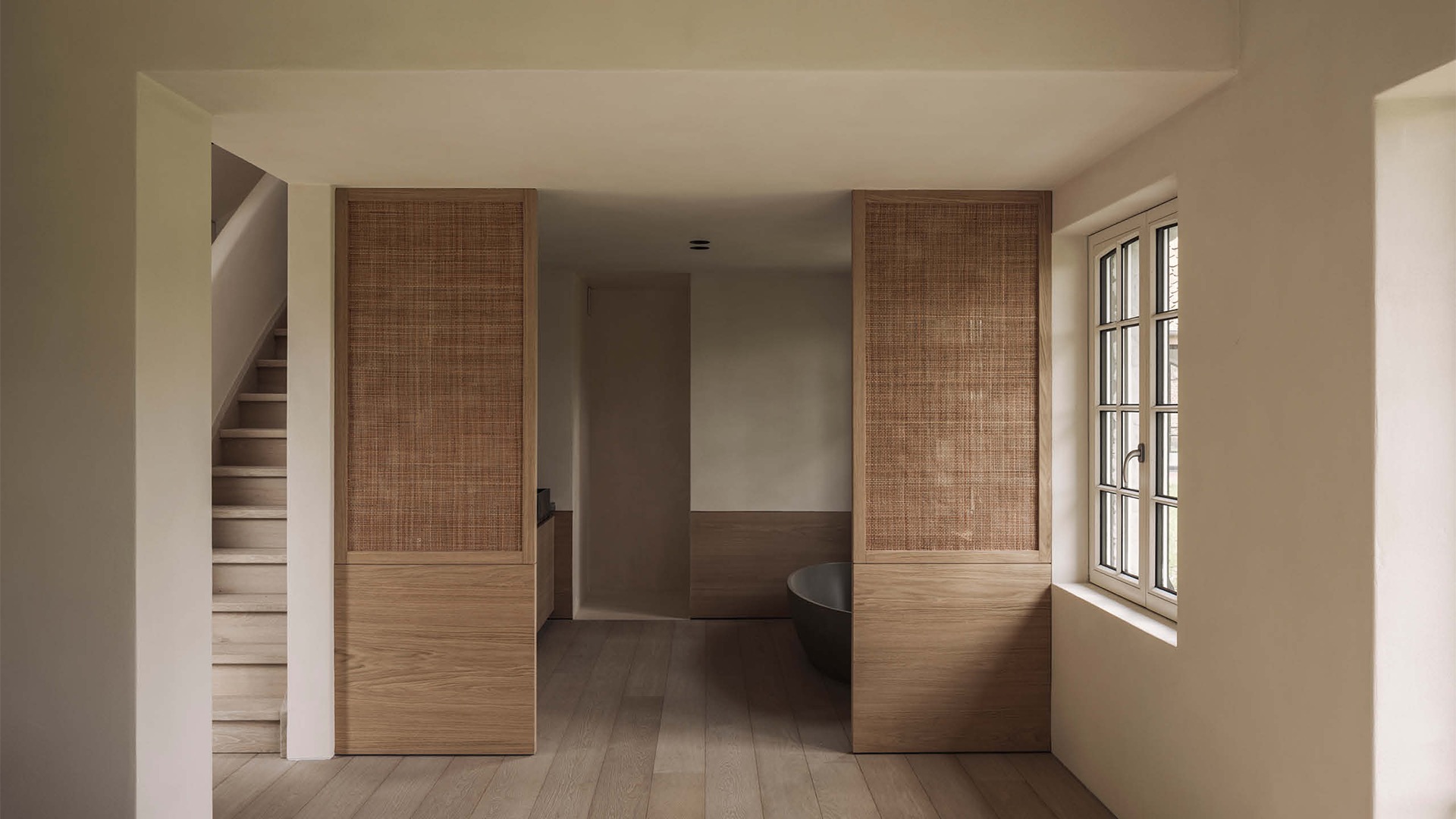 materiali naturali: Interno con grandi finestre e, Luxury, Design, Exclusive, Modern, Custom Made, Special, Beautiful