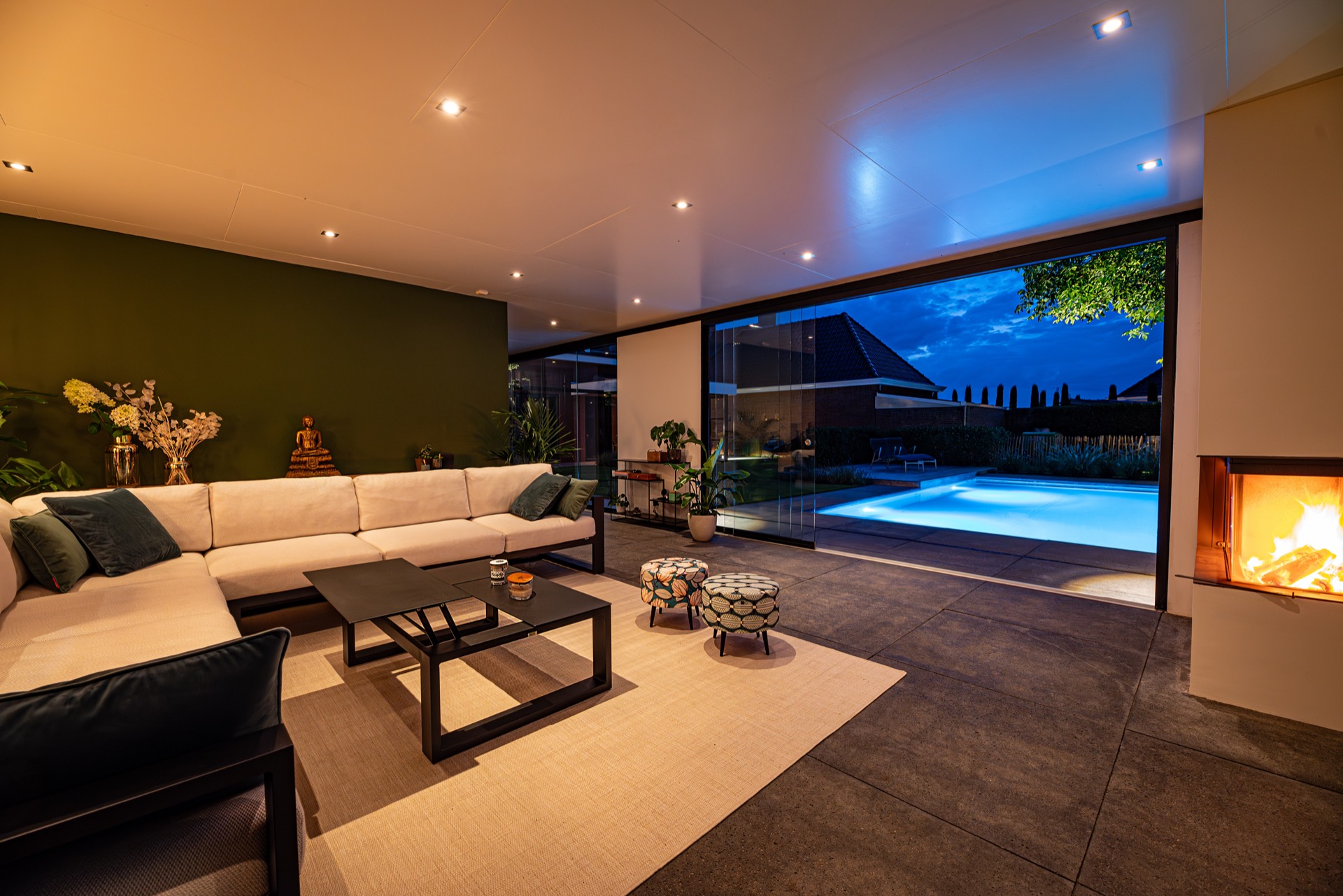 moderno progetto giardino: giardino e piscina illuminati di sera, Luxury, Design, Exclusive, Modern, Custom Made, Special, Beautiful