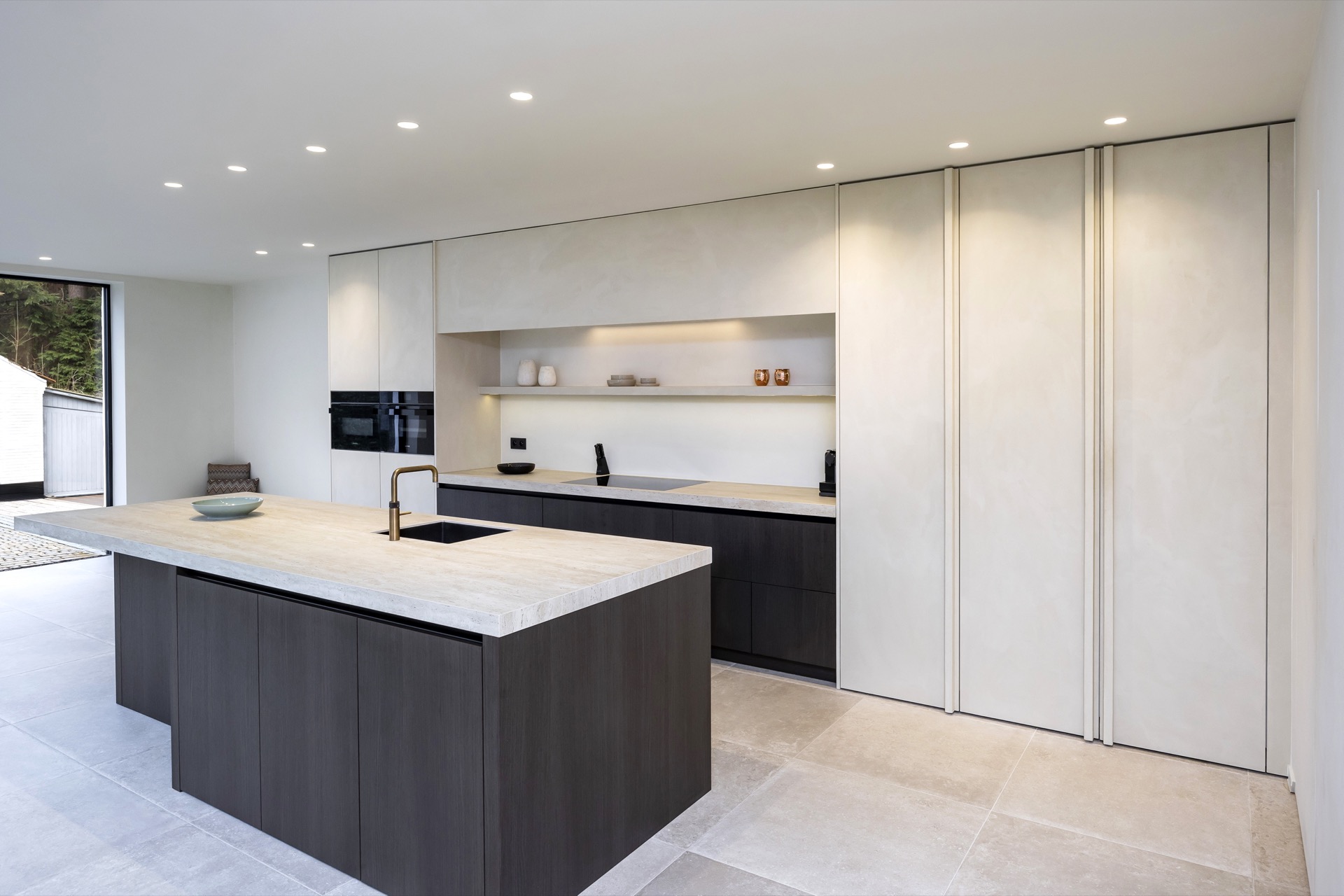 dettagli cucina moderna: cucina moderna con grande piano di lavoro e apparecchiature integrate, Luxury, Design, Exclusive, Modern, Custom Made, Special, Beautiful