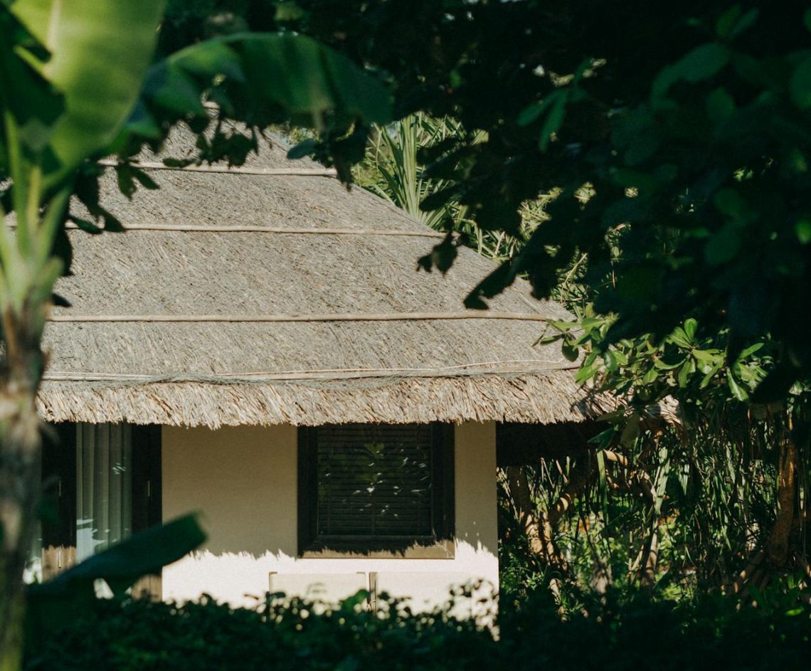 Zo voorkom je dat je tuinhuis wegzakt