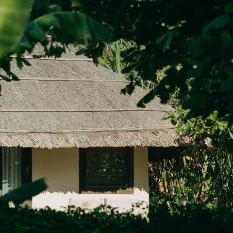 Zo voorkom je dat je tuinhuis wegzakt