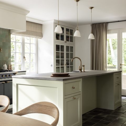 Charmante villa met romantisch interieur