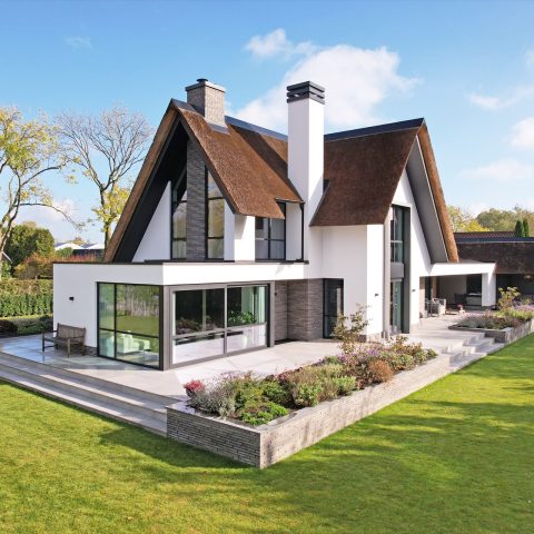luxe villa, luxe villa met rietendak, exclusieve villa, Luxe, Design, Exclusief, Modern, Maatwerk, Bijzondere, Mooie