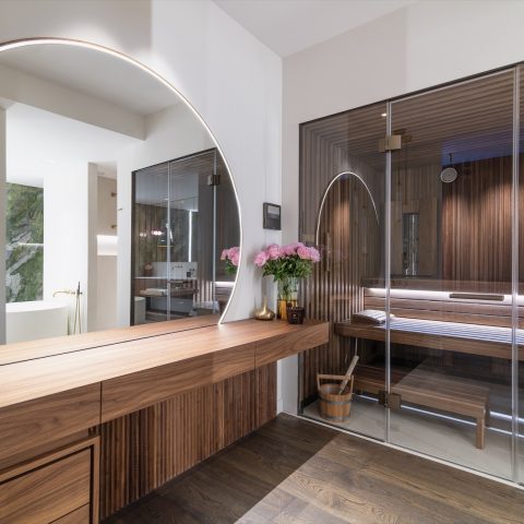 Wellnessbadkamer in monumentaal Amsterdams grachtenpand