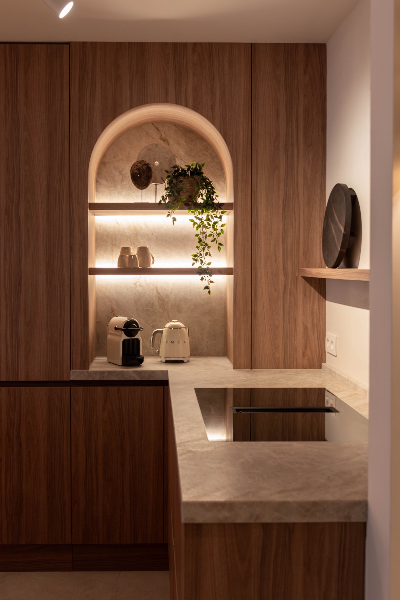 isola cucina: lampada da parete decorativa dorata con forma organica, Luxe, Design, Exclusief, Modern, Maatwerk, Bijzondere, Mooie
