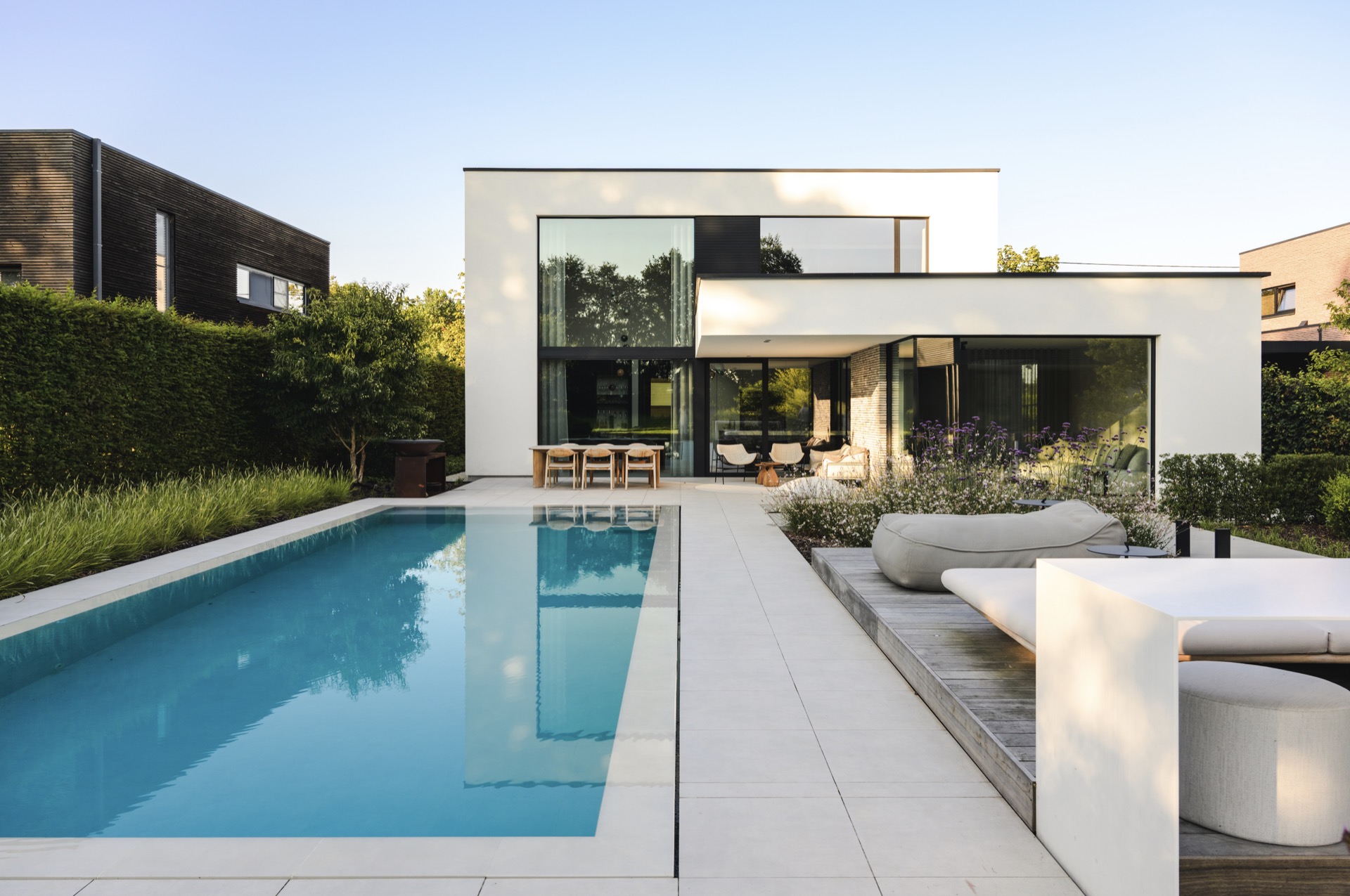 progetto di ristrutturazione casa: casa moderna con giardino e piscina in stile contemporaneo, Luxe, Design, Exclusief, Modern, Maatwerk, Bijzondere, Mooie