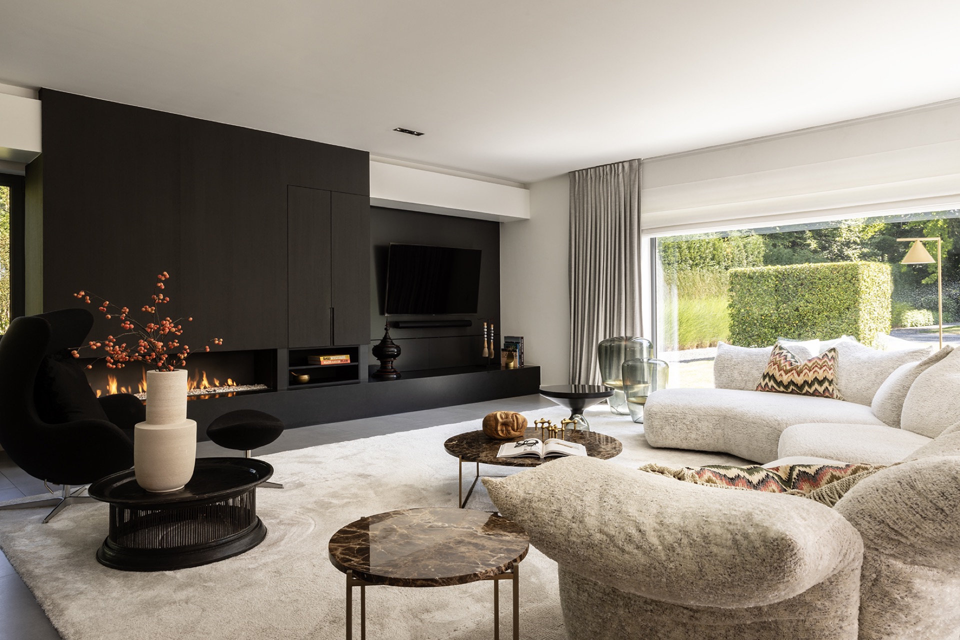 esempio progetto ristrutturazione casa: salotto moderno con vista e camino, Luxury, Design, Exclusive, Modern, Custom Made, Special, Beautiful