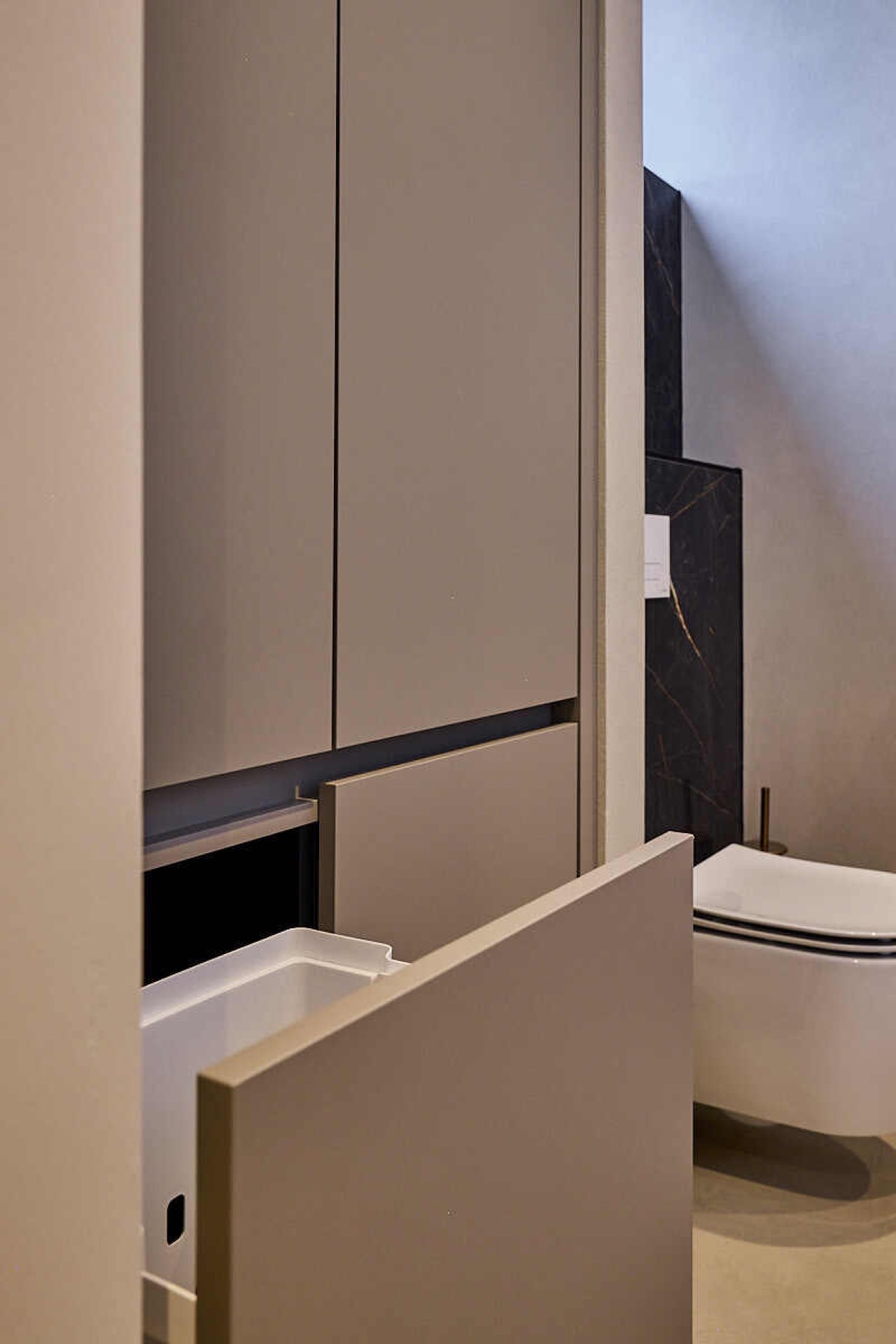isola cucina: cucina moderna selezionata con illuminazione a soffitto e design elegante, Luxury, Design, Exclusive, Modern, Custom Made, Special, Beautiful