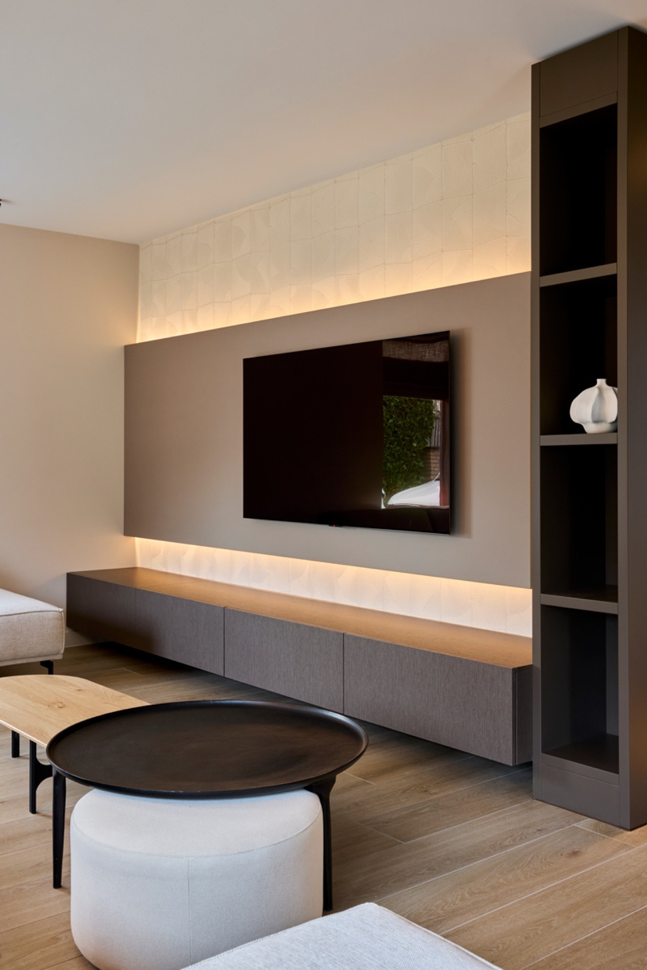 isola cucina: soggiorno con camino aperto e mobile TV, Luxury, Design, Exclusive, Modern, Custom Made, Special, Beautiful