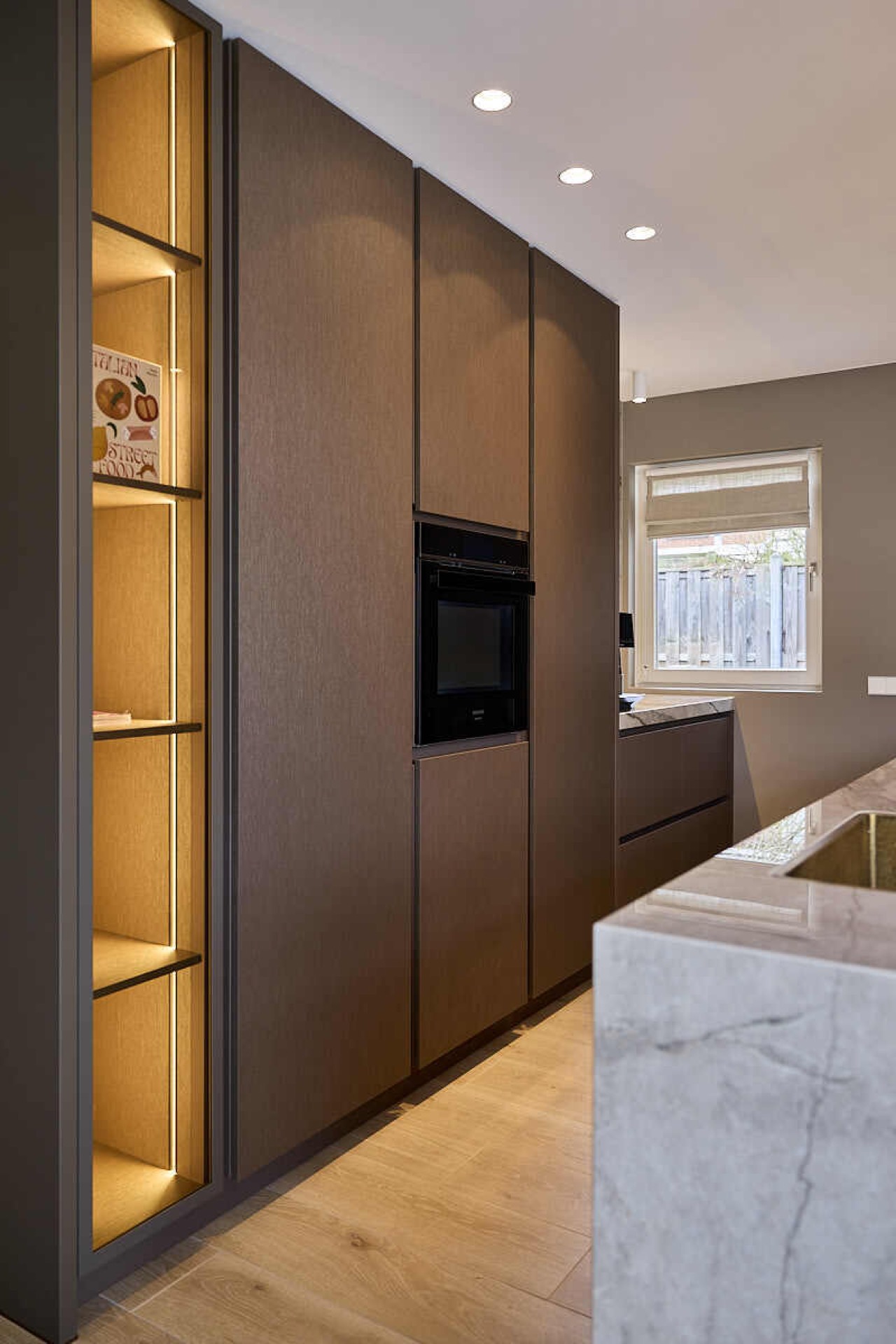 isola cucina: bagno moderno con doppio lavabo e dettagli dorati, Luxury, Design, Exclusive, Modern, Custom Made, Special, Beautiful