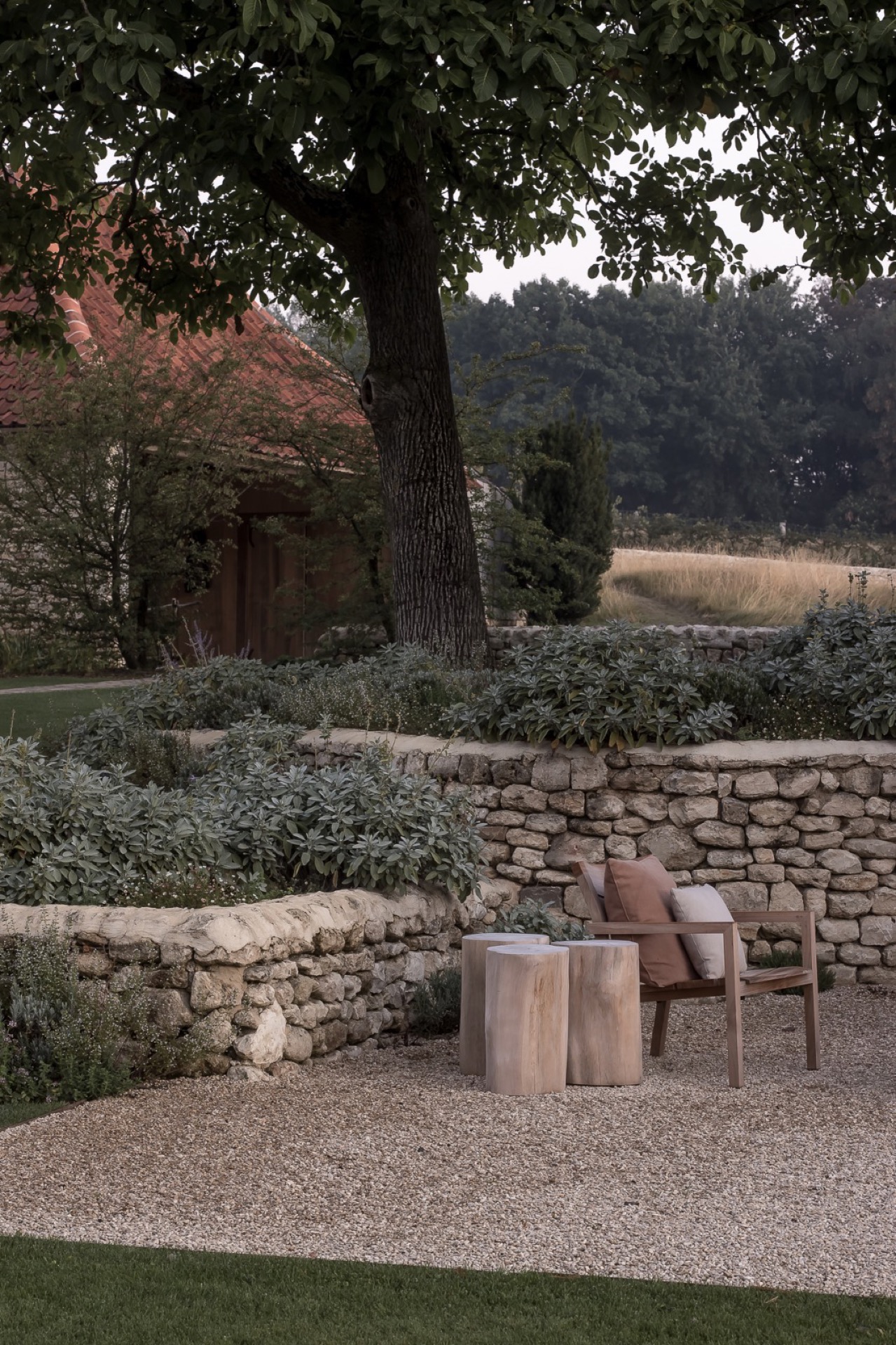 paesaggio rurale: tramonto luminoso sopra paesaggio con silhouette di alberi, Luxury, Design, Exclusive, Modern, Custom Made, Special, Beautiful