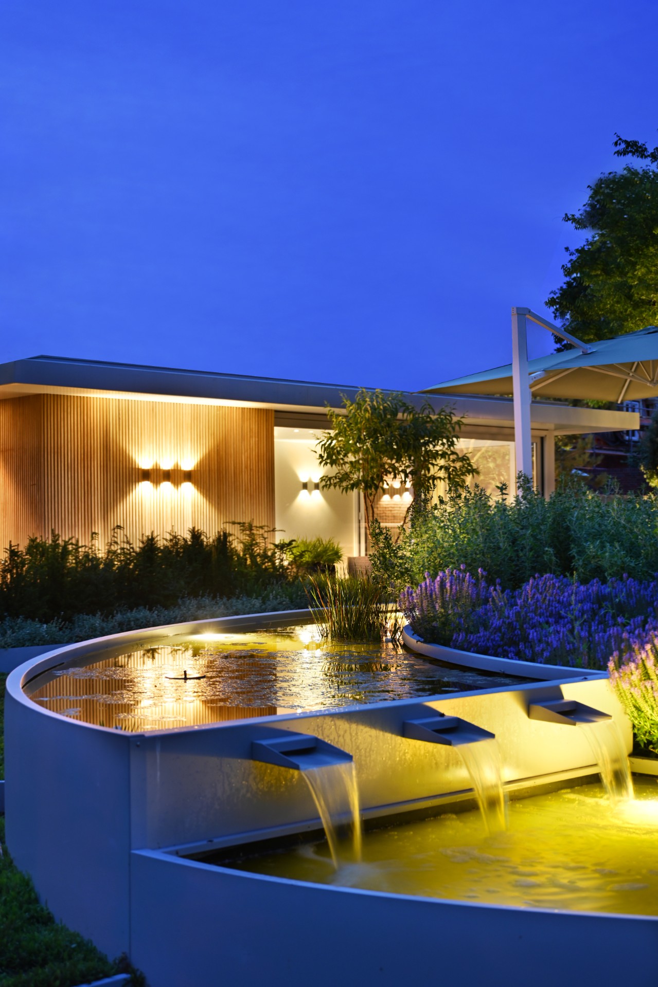 luxe tuin, design tuin, exclusieve tuin, luxe tuininspiratie, Luxe, Design, Exclusief, Modern, Maatwerk, Bijzondere, Mooie