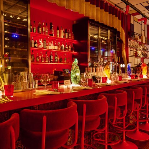 Parisian Haute couture glamorous bar – Bisous Amsterdam