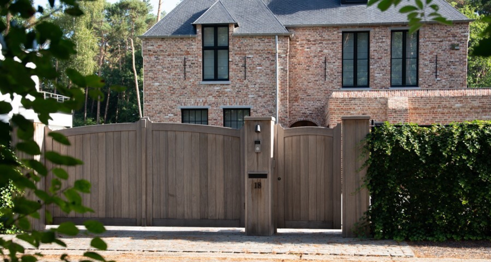 luxe draaipoort, landelijke poort, design poort, Luxe, Design, Exclusief, Modern, Maatwerk, Bijzondere, Mooie