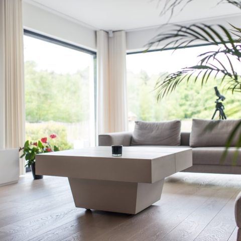 Zalig wonen in deze moderne maatwerk villa midden in een bosrijke omgeving