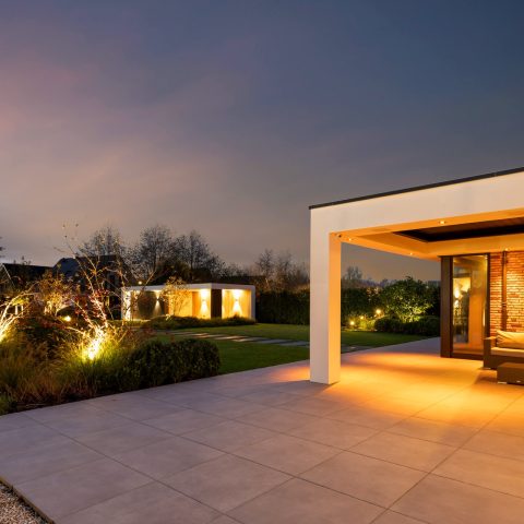 Volledige controle over licht en privacy met Livium louvres
