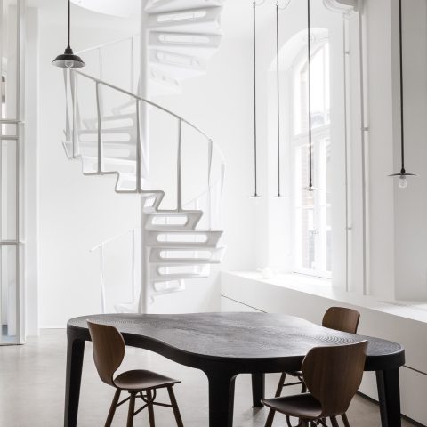 Isola (salon)tafel
