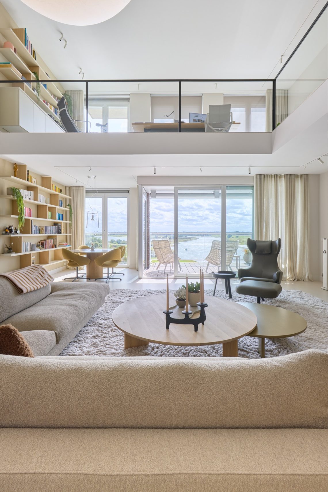 Modern interieur in een loft appartement