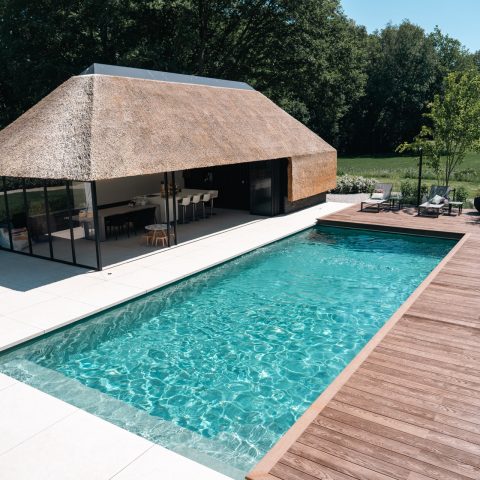 Millboard Coppered Oak: kleurverschil van dag tot nacht