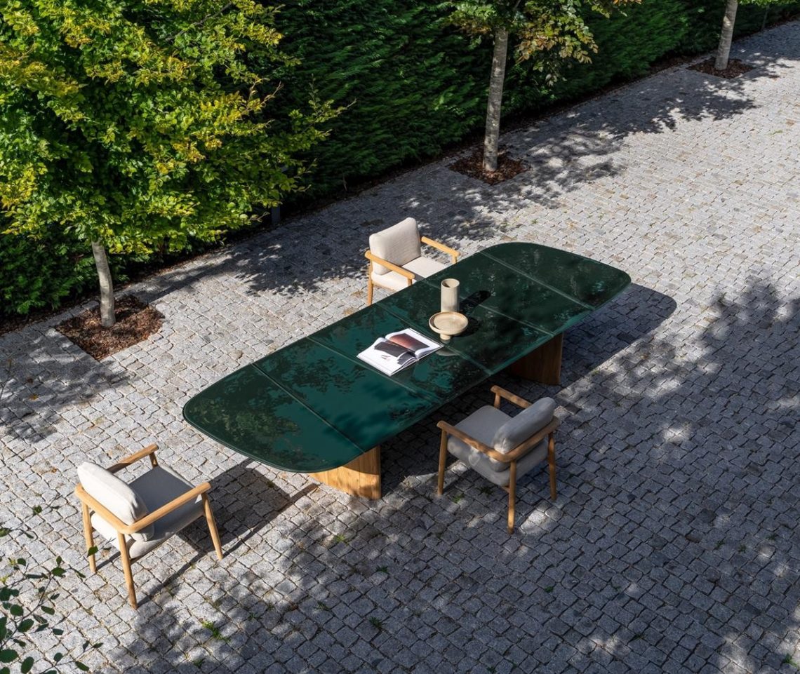 Glittering Gardens: de intrede van glas en reflectie outdoor