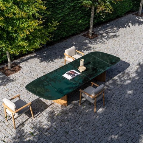 Glittering Gardens: de intrede van glas en reflectie outdoor