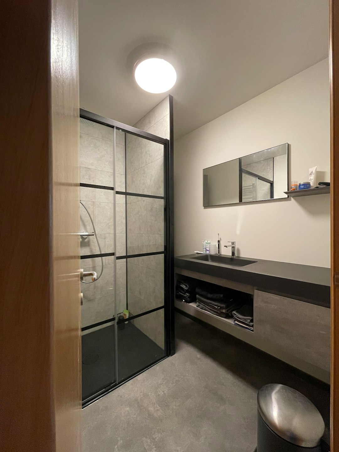 Dit is hoe je je badkamer praktisch kunt inrichten