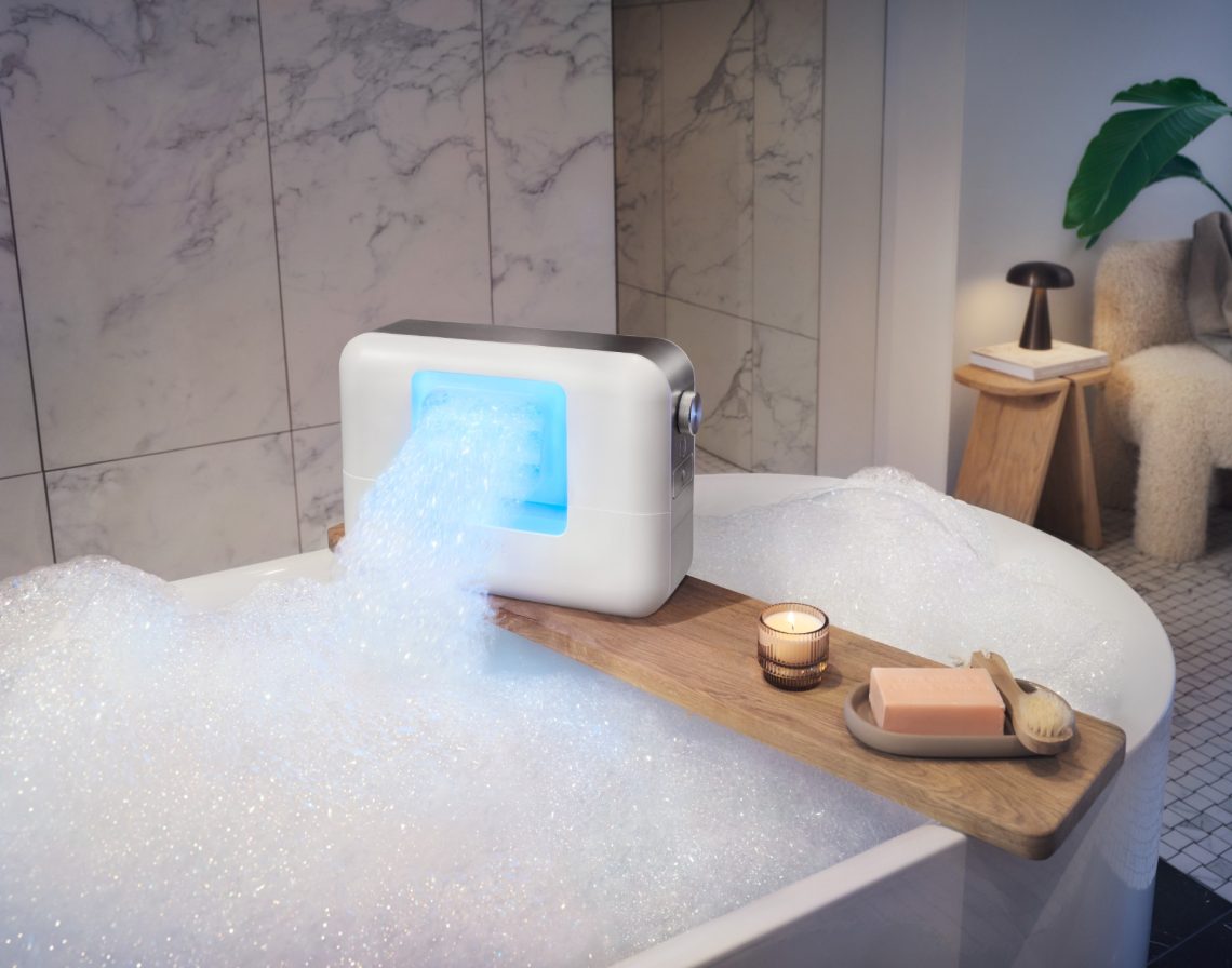 Nieuwe wellnessceremonie voor thuis: dompel je onder in een zee van schuimwolken met de ESPURO® CloudSPA van KLAFS