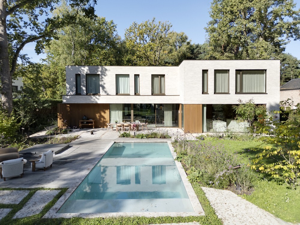 Duurzaam en zorgeloos wonen: een high-end villa op maat in harmonie met de natuur