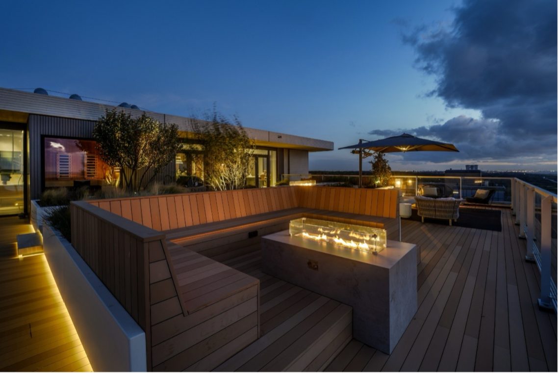 Luxe Fire Pit Lounges: Architectonische beleving in de tuin