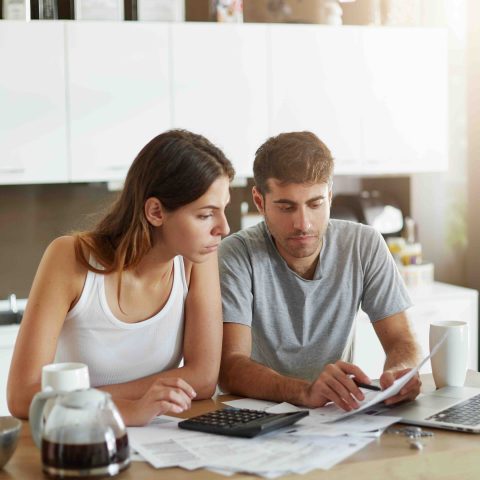 Verhuizen zonder tijdsdruk: regel het financieel met een overbruggingshypotheek