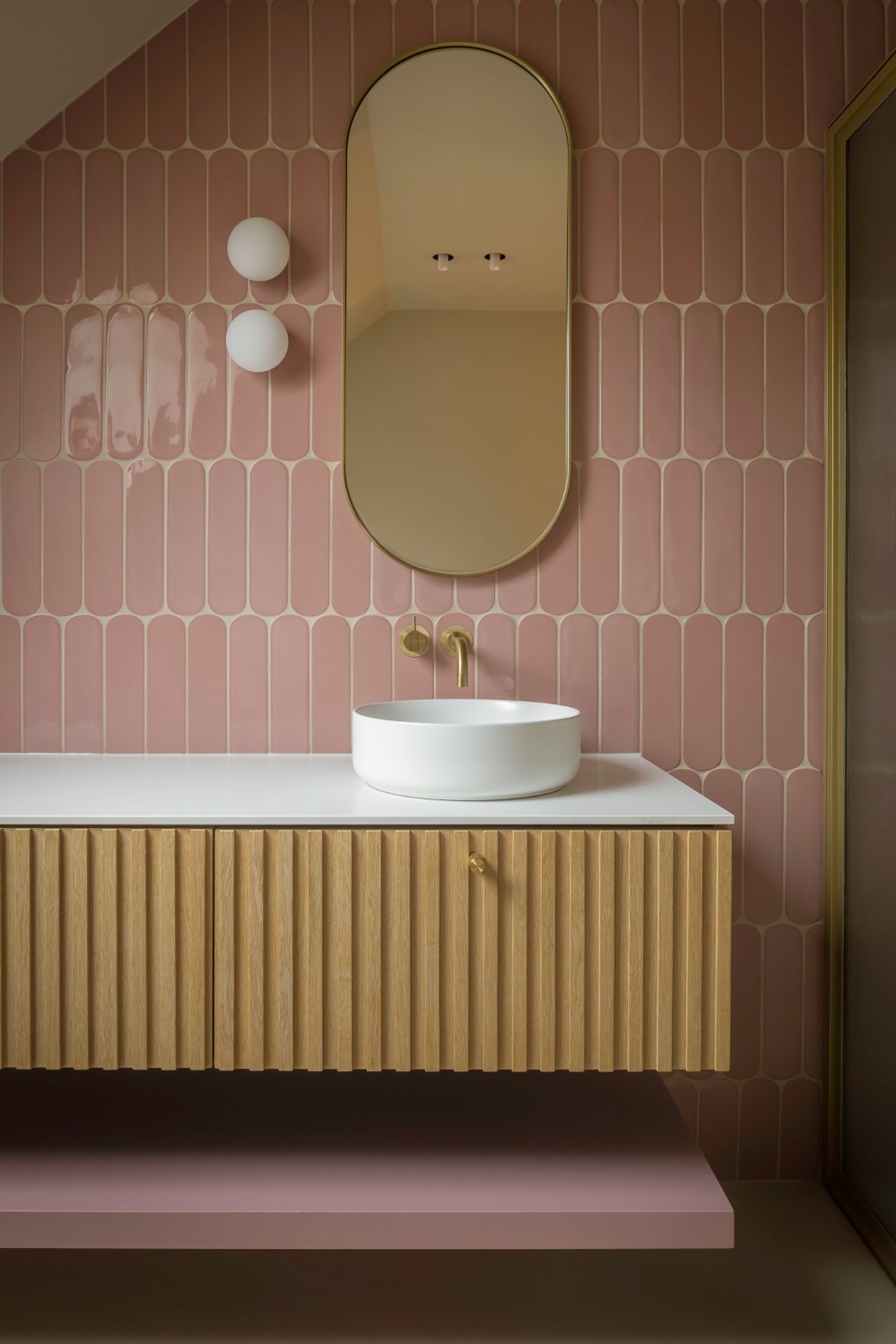 LEO Hasselt - leo hasselt leo in LEO Hasselt, Luxury, Design, Exclusive, Modern, Custom Made, Special, Beautiful