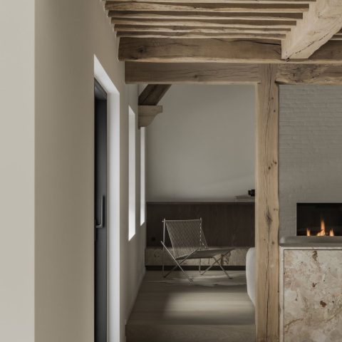 Réinterprétation contemporaine de l’architecture vernaculaire