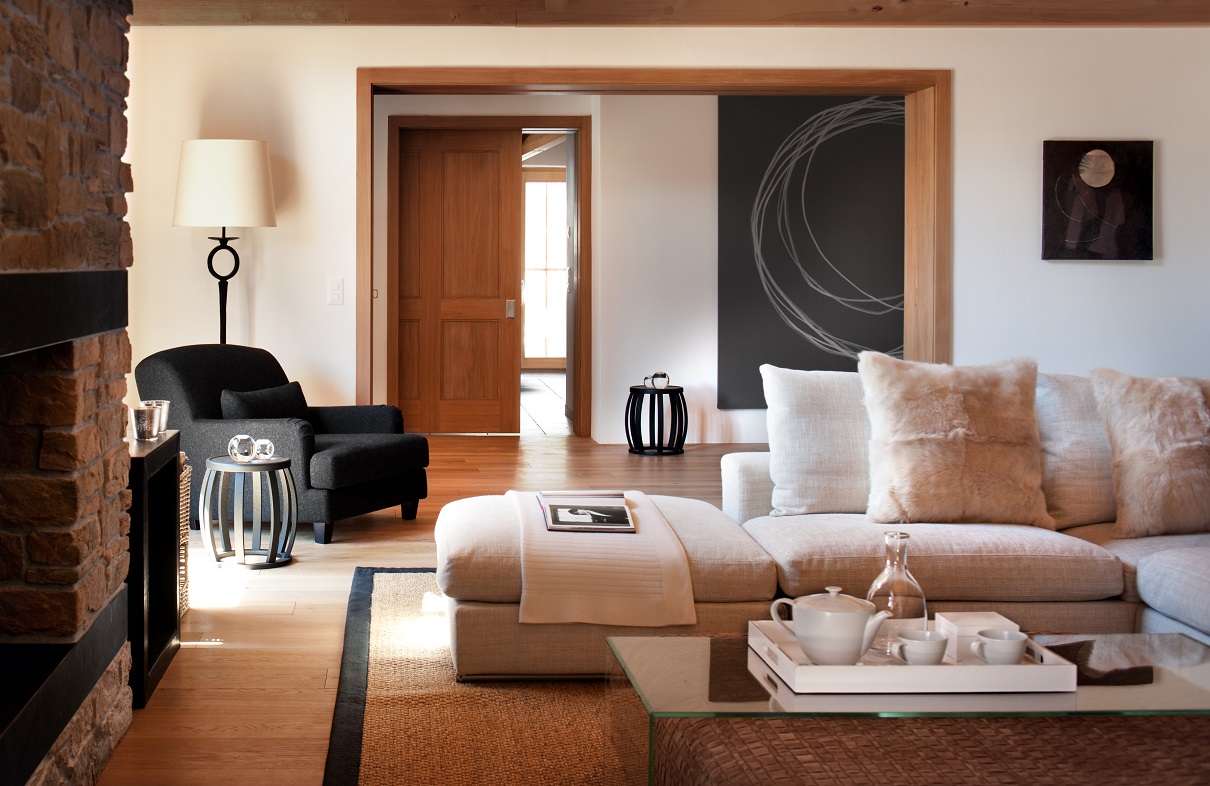 chalet kopen - stoffen bank zwarte in Chalet Klosters, Luxury, Design, Exclusive, Modern, Custom Made, Special, Beautiful