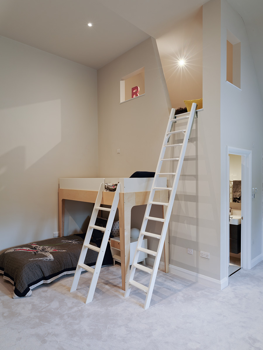 billy cobham - kinderkamer inspiratie jongenskamer in Cobham familiehuis, Surrey, Luxury, Design, Exclusive, Modern, Custom Made, Special, Beautiful